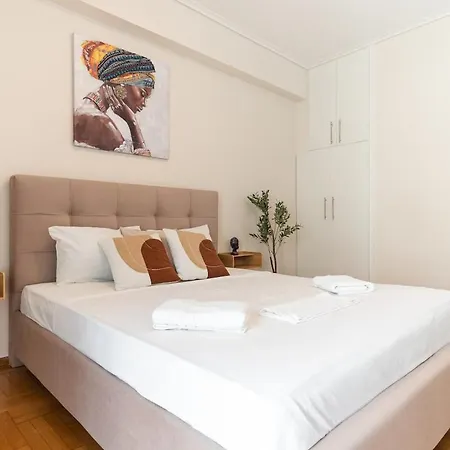 Elegant 3 Bdr Retreat In Kypseli 아파트