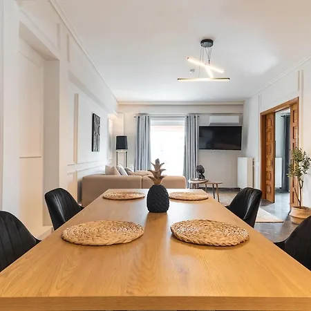 Elegant 3 Bdr Retreat In Kypseli * Mesokhórion